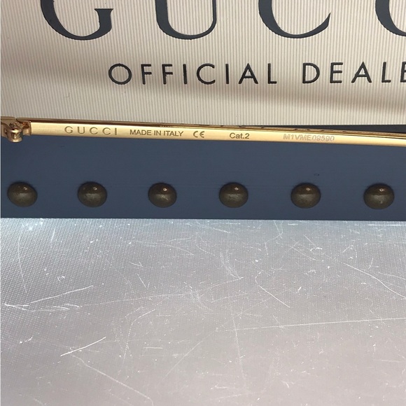 Gucci GG0252S 013 63 Oversize Butterfly Ladies Sunglasses - Picture 16 of 16